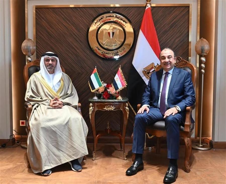 وزير قطاع الأعمال يبحث مع السفير الإماراتي الجديد تعزيز التعاون الصناعي والاستثماري